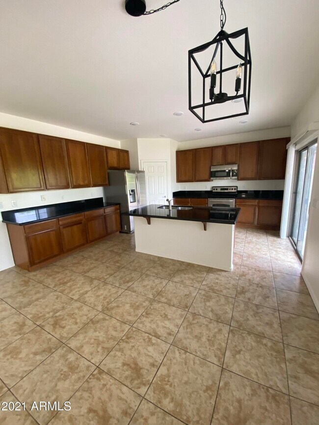 Building Photo - 5131 W El Cortez Trail