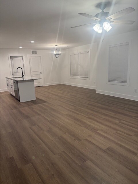 Foto del edificio - 150 Cherry St