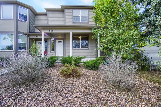 Foto del edificio - 821 E Rio Grande St