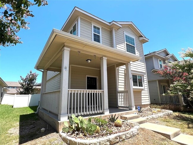 Building Photo - 801 Alamo Plaza Dr