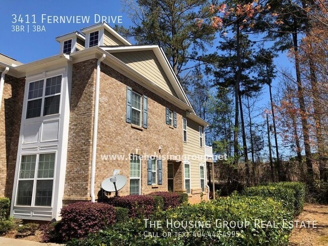 Building Photo - Lawrenceville Townhome