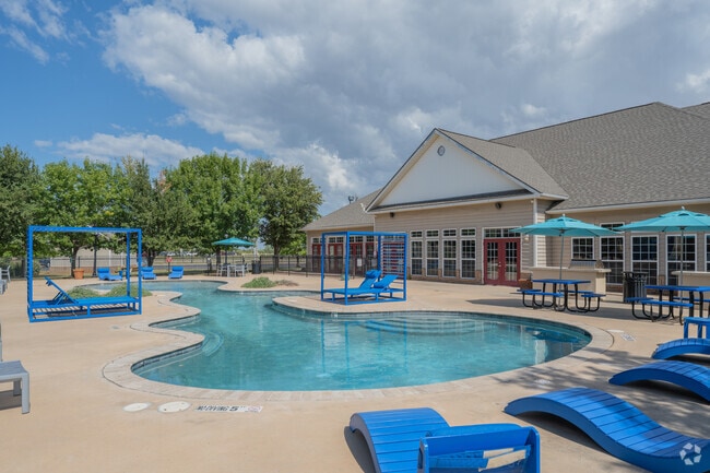 Piscina estilo resort - The Grand at Buffalo Run