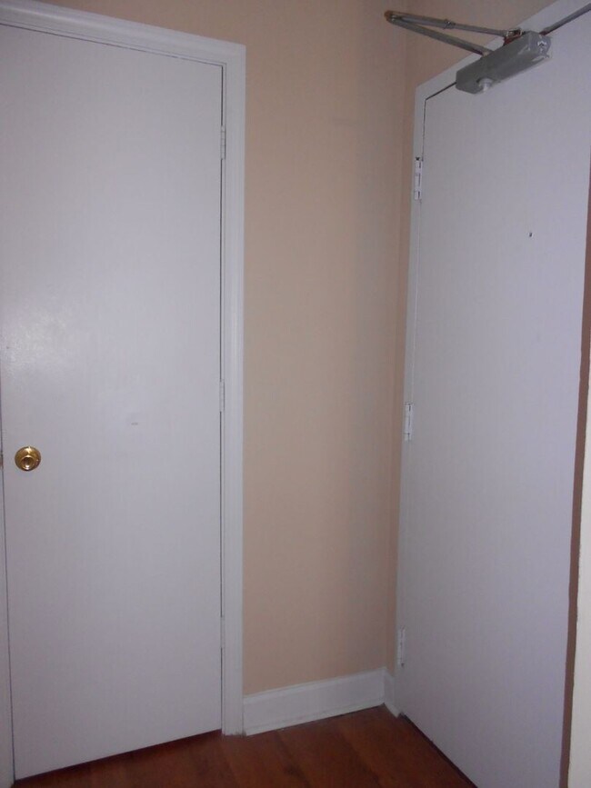 Foto del edificio - Cozy 2 Bedroom Apartment - Walk to UGA Cam...