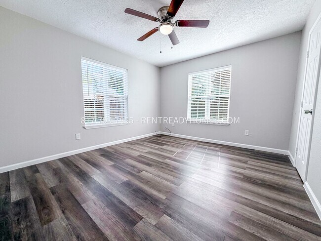 Foto del edificio - 7514 Japonica St