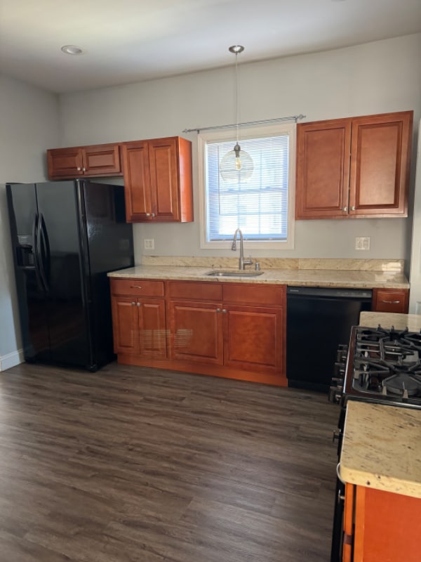 Building Photo - 63 Palmieri Ave