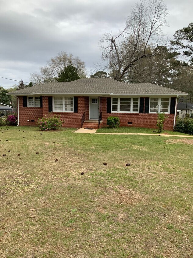 Primary Photo - 802 Fort Dale Road