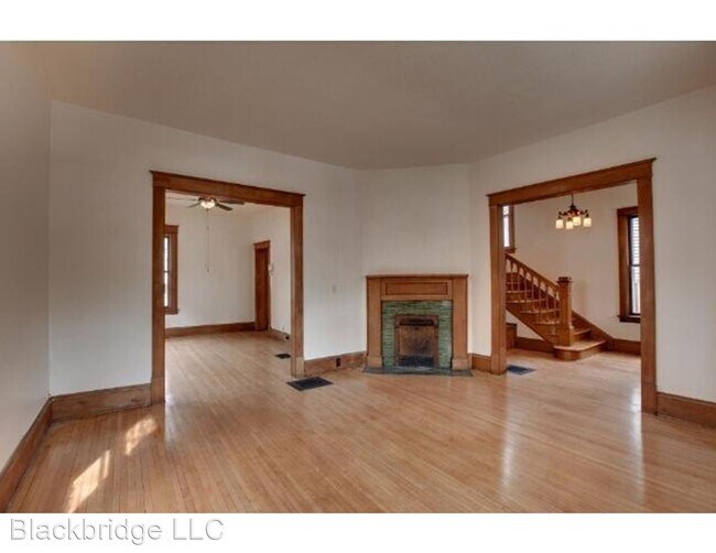 Building Photo - 4 br, 2 bath House - 453 North Wheeler Street
