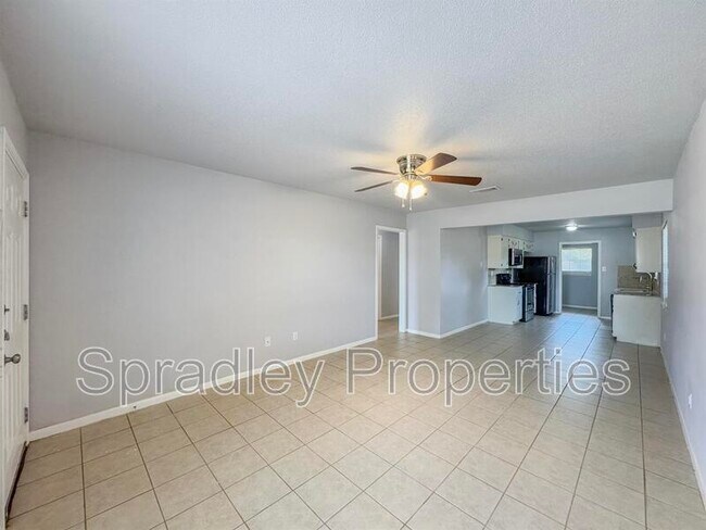 Foto del edificio - 1014 N Wall St