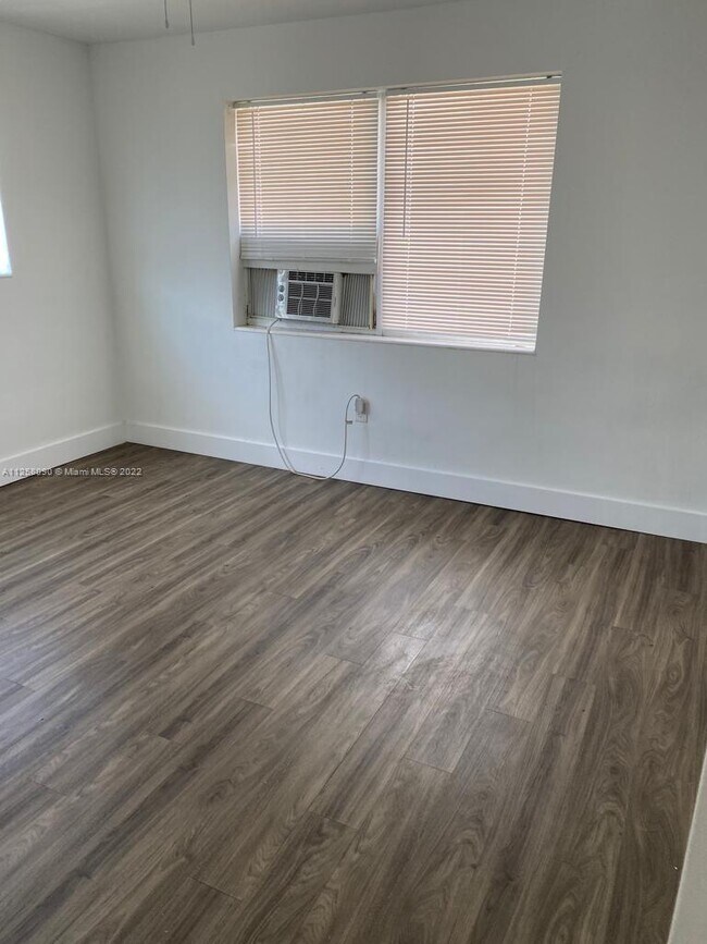 Building Photo - 6241  Dawson St  S Hollywood Fl 33023