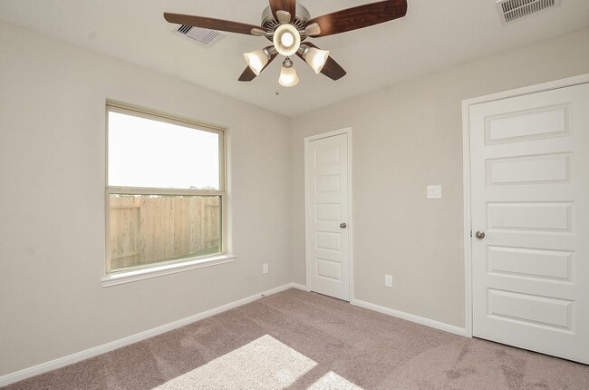 Building Photo - 3931 Moreland Branch Ln