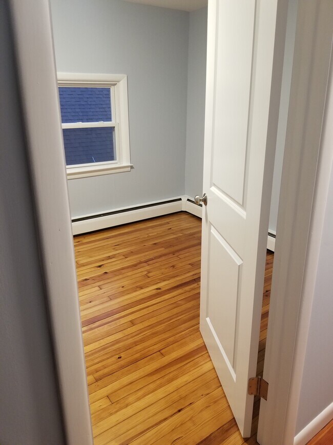 6 Walden Street, Hamden, CT 06517 Townhome Rentals in Hamden CT