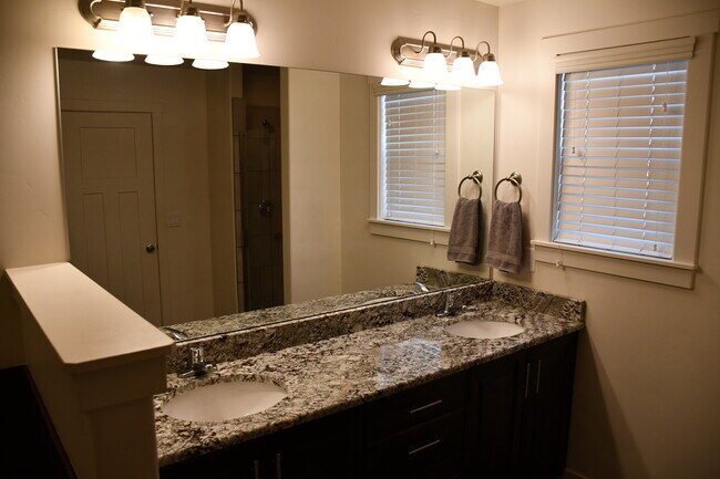 Foto del edificio - 4161 N Fremont Dr
