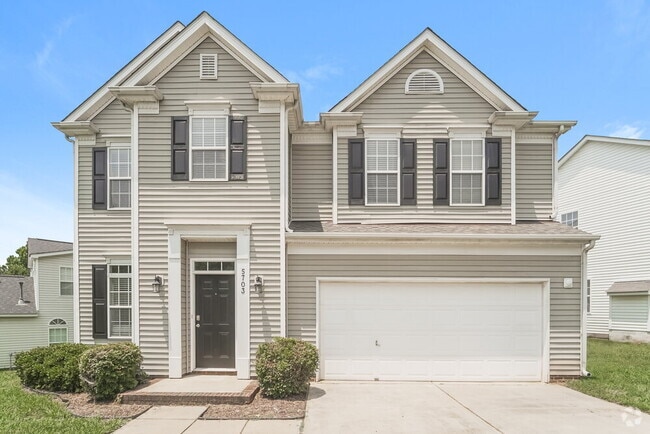 Building Photo - 5703 Waverly Lynn Ln