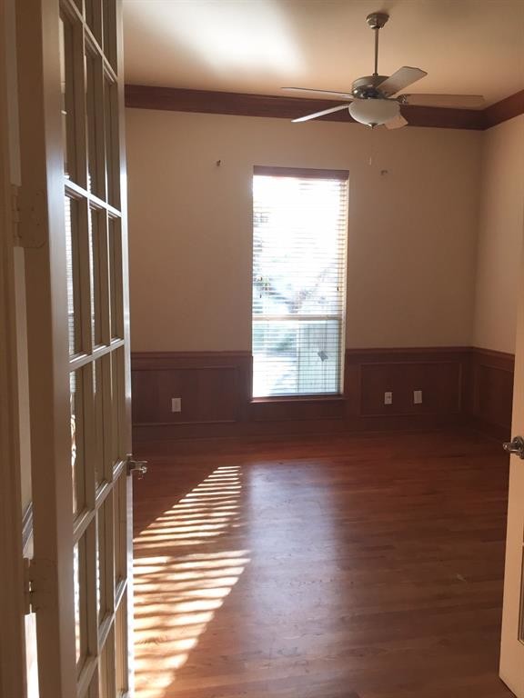 Building Photo - 8763 Oak Stream
