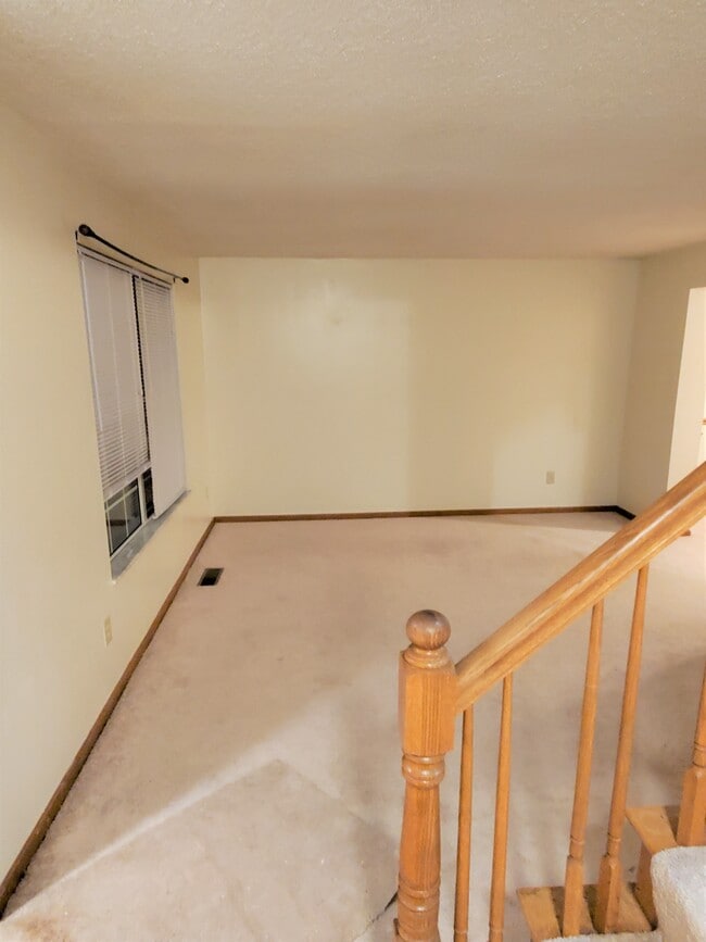 Building Photo - 6423 Plankton Dr