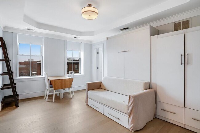 Foto del edificio - 1451 Park Rd NW