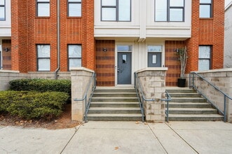 Building Photo - 440 N McDowell St