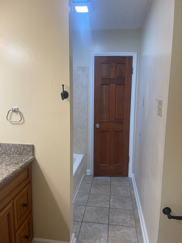 Foto del edificio - 1153 Heather Ln