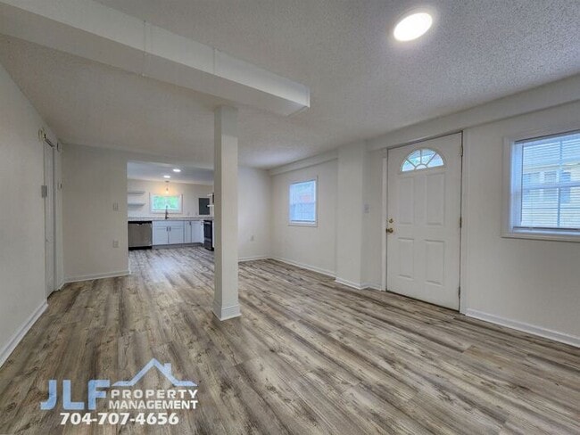 Building Photo - COMING SOON- Remodeled 2 Bed/1 Bath Home in Peaceful Salisbury!