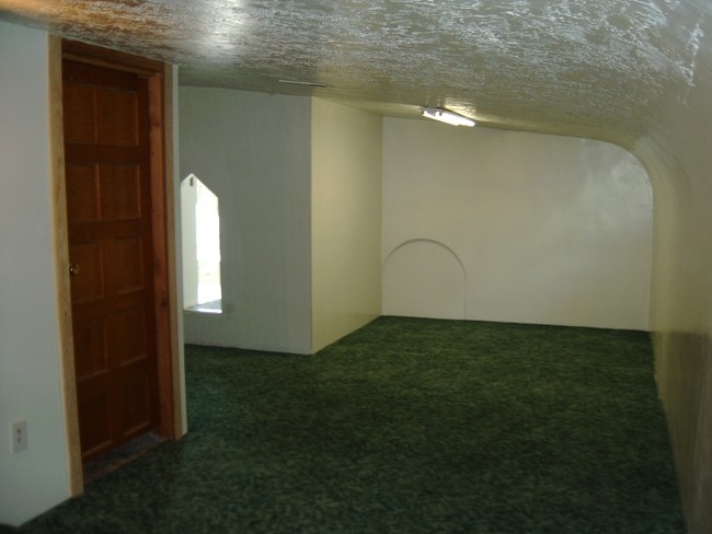 Building Photo - Big D's Apartments