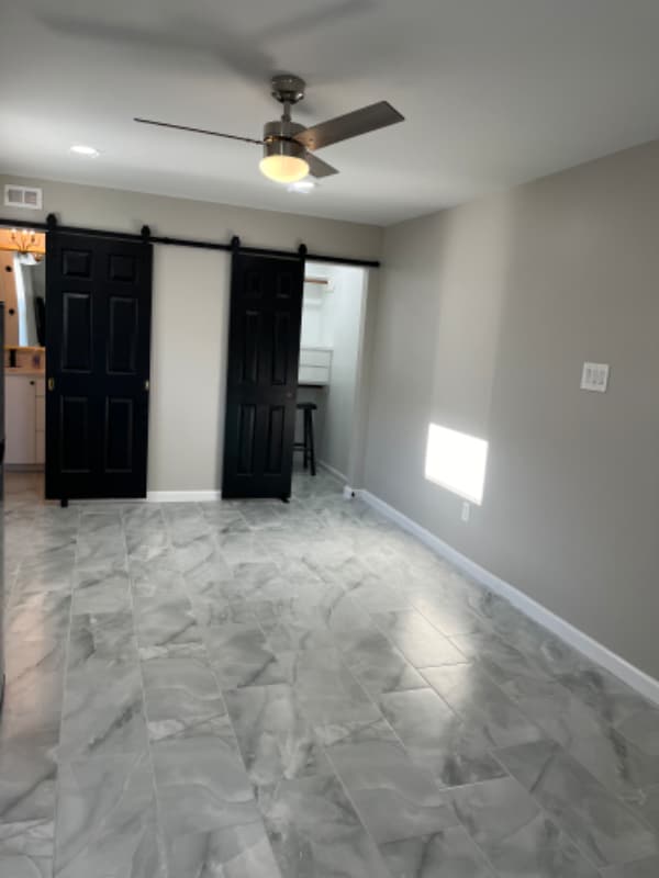 Foto del edificio - 4823 Otterbury Dr