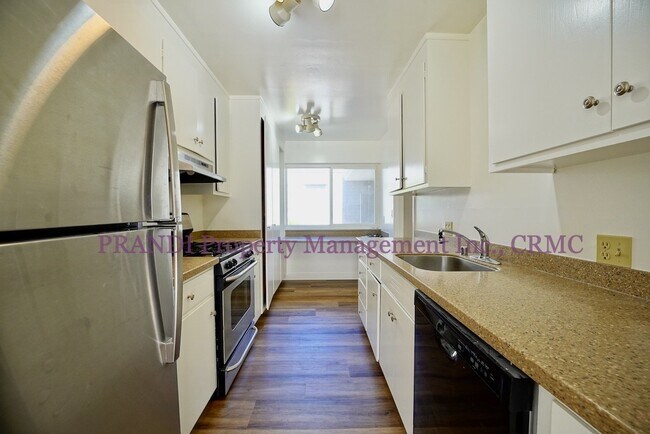 Foto del edificio - Reduced! (Was $3,700) Now $3,295! Upgraded...