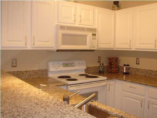 Foto del edificio - 965 Scenic Oak Ln