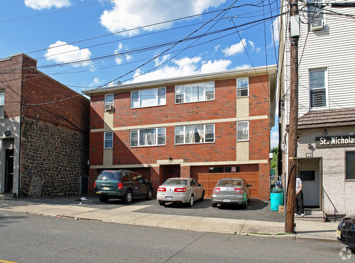 Foto principal - 269 Walker St