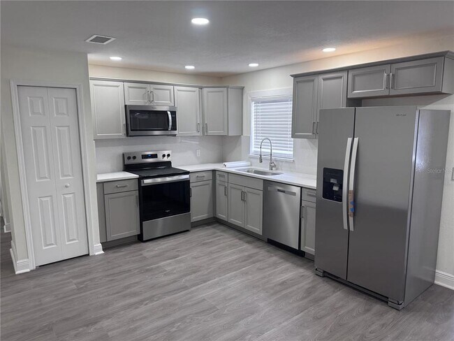 Foto del edificio - 776 Eldridge St