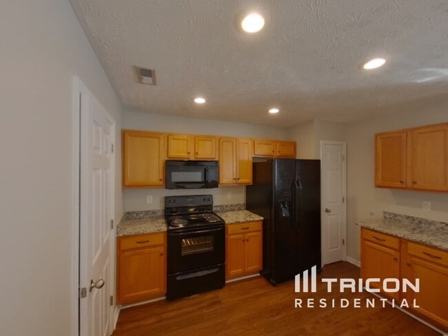 Foto del edificio - 3018 Barretts Ridge Dr