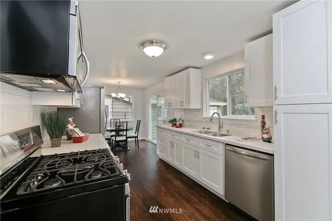 Foto del edificio - South Beacon Hill - Updated 3 Bedroom / 2 ...