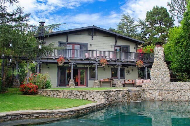 Foto del edificio - 3830 Markridge Rd
