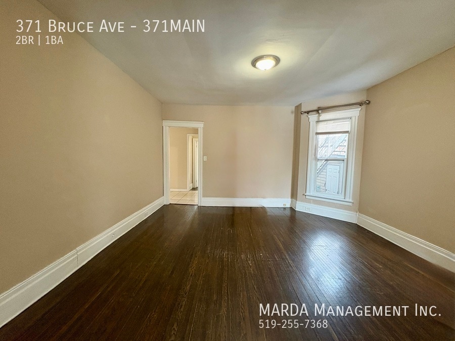 Photo principale - BEAUTIFUL 2 BED/1 BATH MAIN UNIT + HYDRO