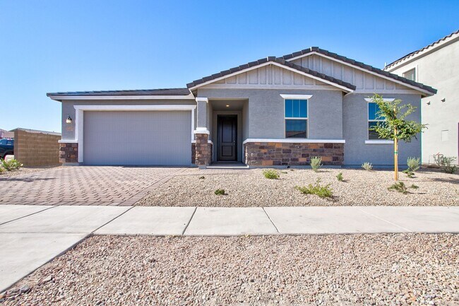 Building Photo - Only a year old and still like New!!!  Gre...