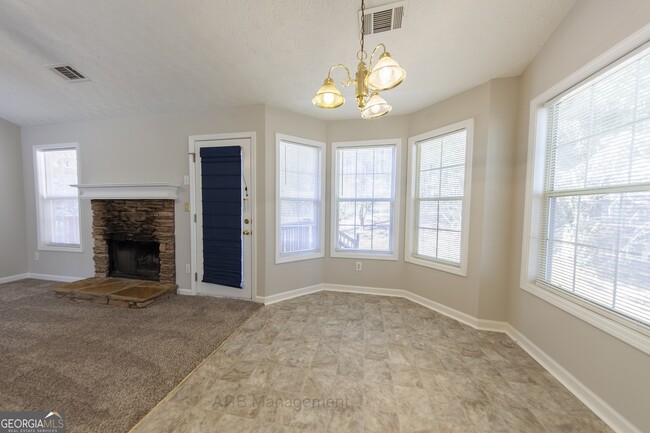 Foto del edificio - 2082 Amberly Crossing Ln