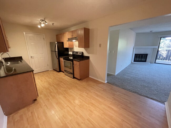 Foto del edificio - 1330 Brook St