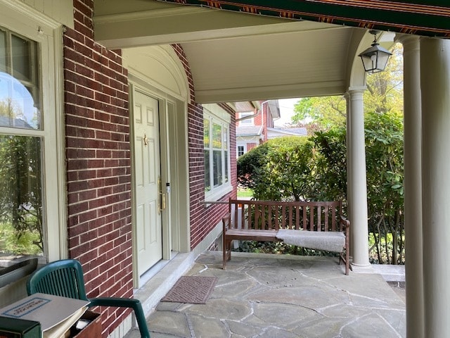 Building Photo - 8 Mayfield Dr