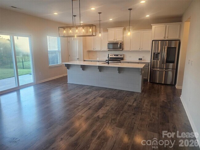 Foto del edificio - 1237 Scotch Meadows Loop