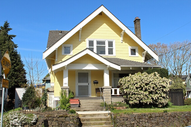Building Photo - 1483 NE Going St