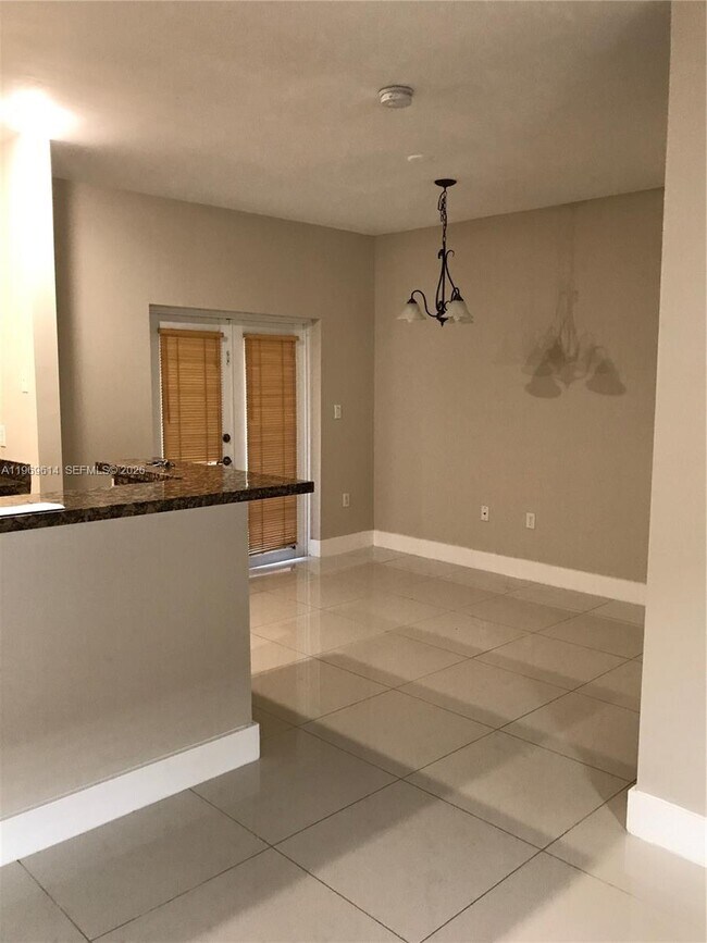 Foto del edificio - 5988 SW 8th St