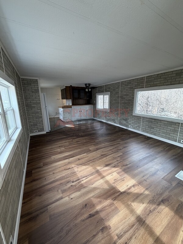 Foto del edificio - 7003 W 21st Ave