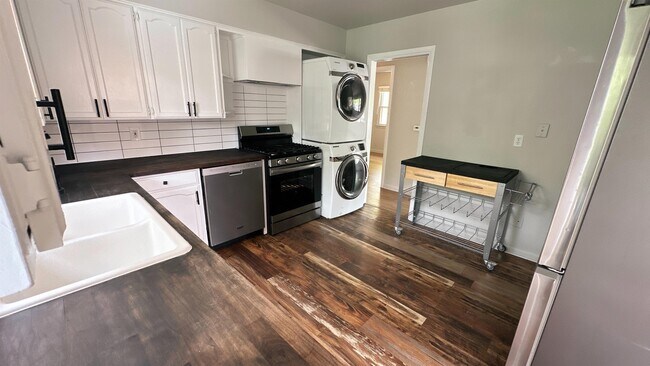 Photo - 2831 13th St House