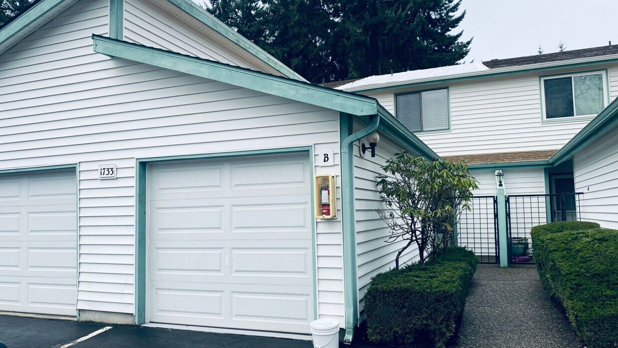 1733 SW 318th Pl, Federal Way, WA 98003 Townhome Rentals in Federal