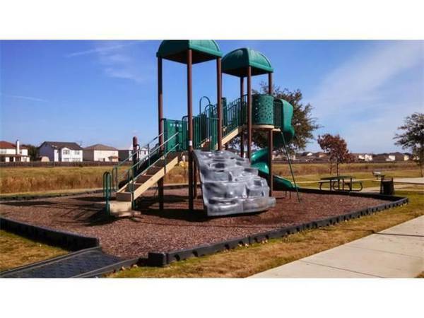 Building Photo - 13217 Perconte Dr