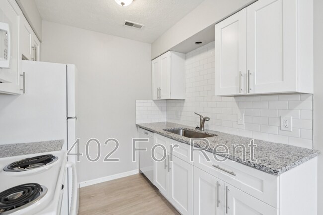 Foto del edificio - 8005 S 48th Ave