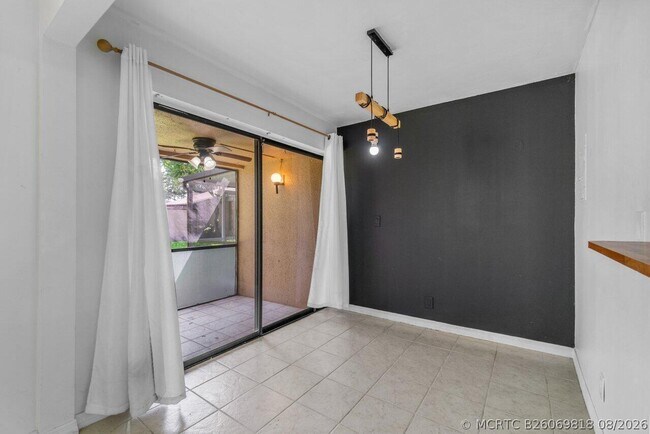 Foto del edificio - 1149 NW 13th St