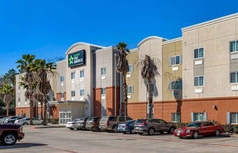 Building Photo - Furnished Studio-Houston - Kingwood