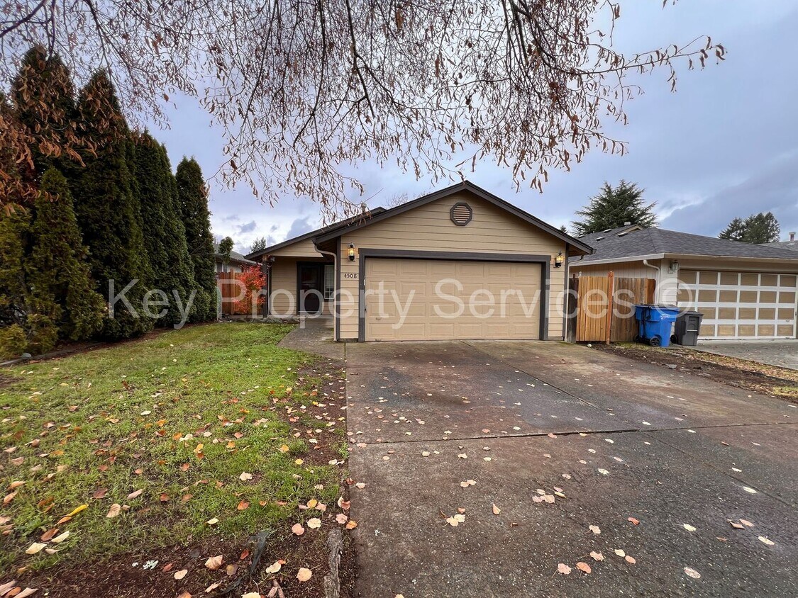 Primary Photo - Charming Home in Quiet Image Neighborhood