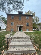 Building Photo - 1515 S 11th St