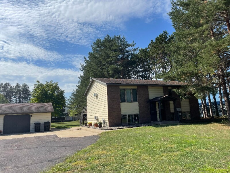 13241 Bradley Blvd Unit Downstairs, Becker, MN 55308 Room for Rent in